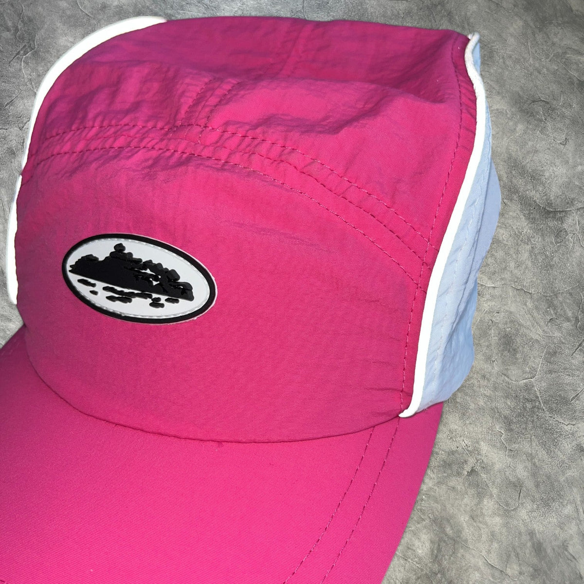 Corteiz Drawstring Hat Pink/White