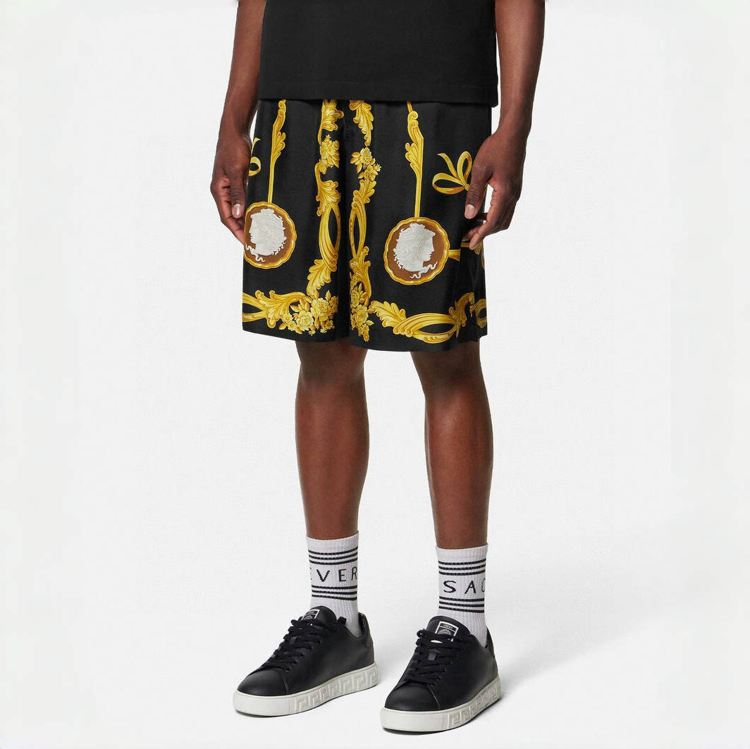 Versace Men's Medusa Cameo Printed Silk Luxury Black Gold Suit Fashion Spring Summer Trend Shirt Shorts Suit Set Ngvp #1728
