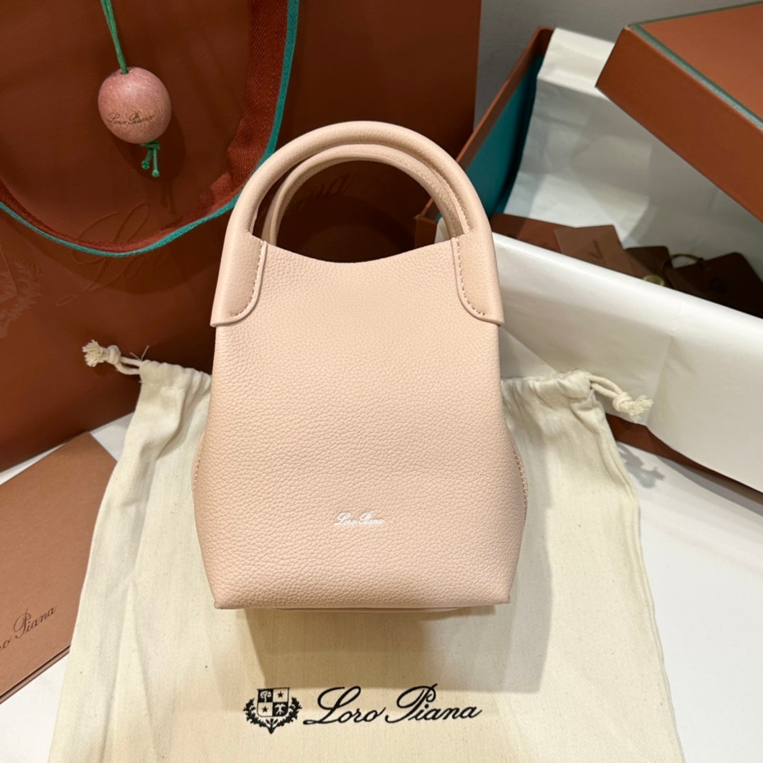 Loro Piana Women's Solid Color Detachable Shoulder Strap Cowhide Leather Single Shoulder Slanting Handbag Bag Bags #75417