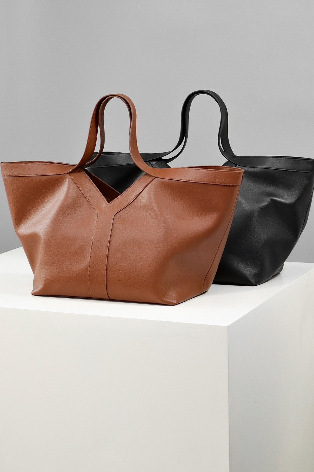 SAINT LAURENT Women's Fashion Classic Solid Color Leather Brand Logo Hook Closure Tote Bag Handbag Bags 839976-AAEB3-1000 #78415