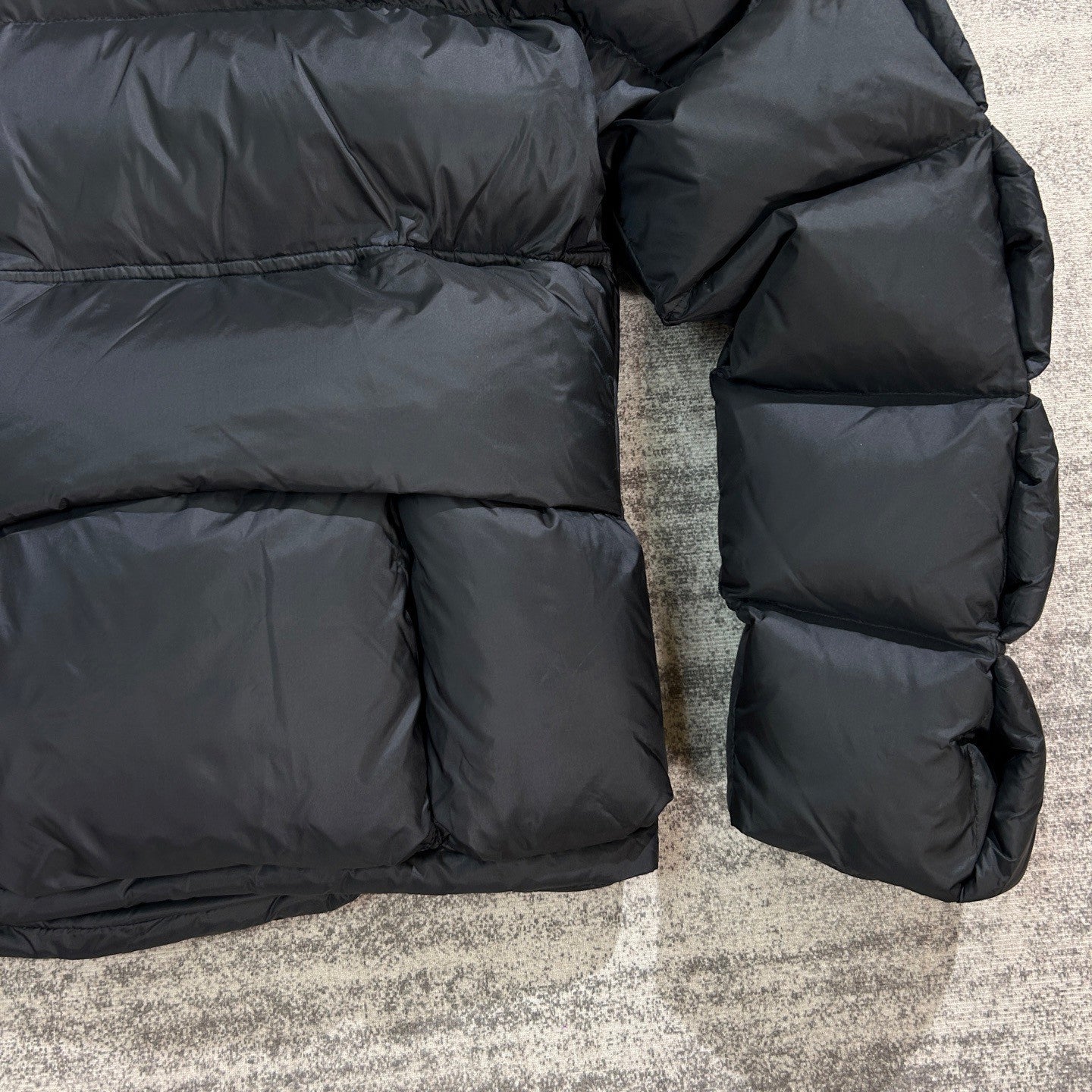 Moncler Dofa Men's and Women's Short Down Jacket Jacket #333938