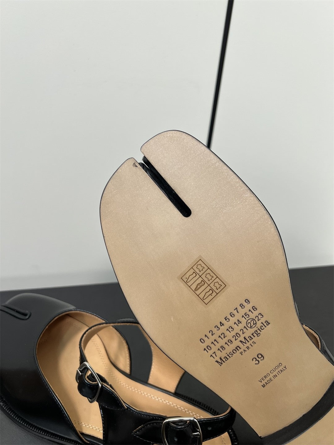 Maison Margiela Tabi Sandals in Black #333695