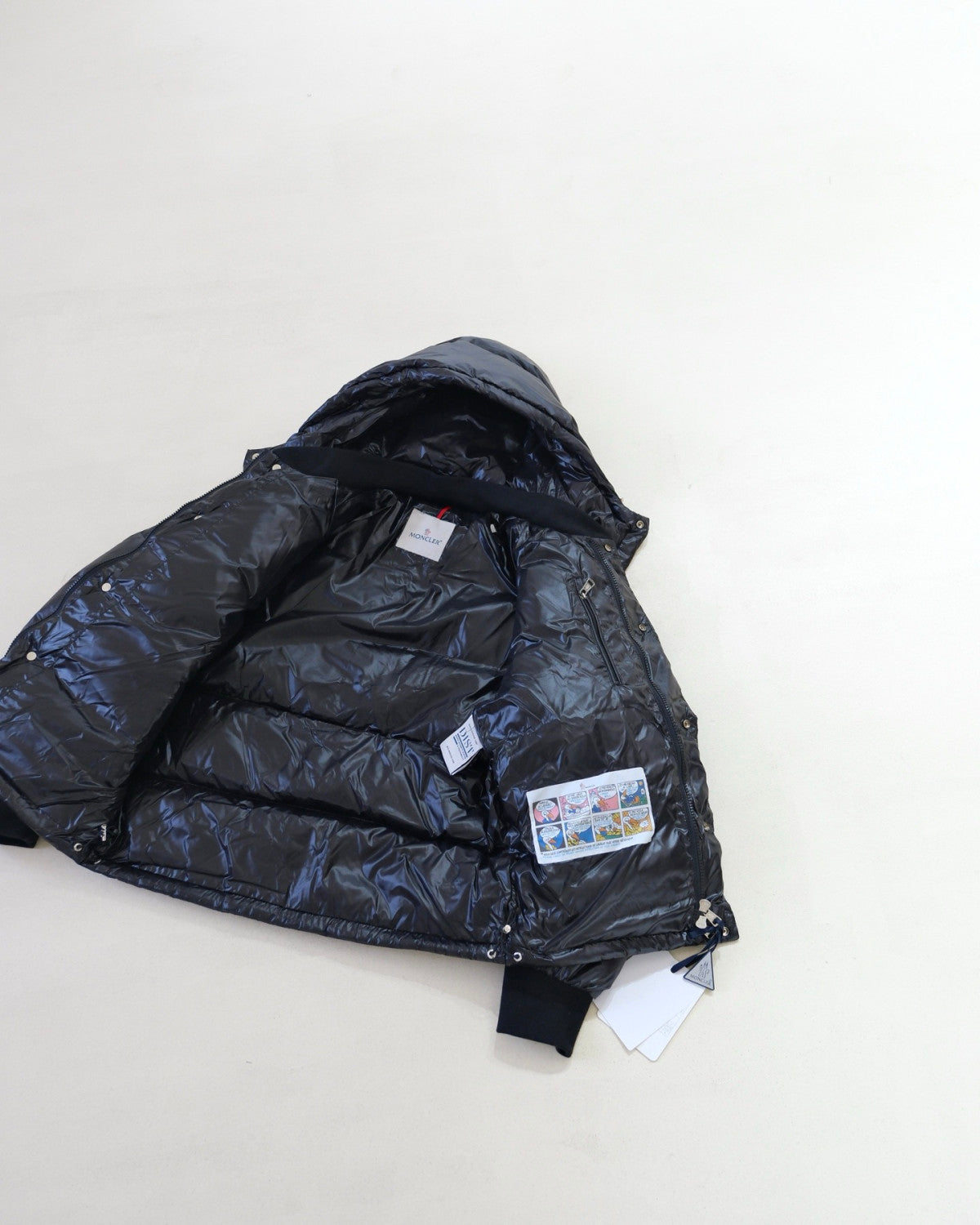 Moncler Black Maljasset Hooded Short Down Jacket #334164
