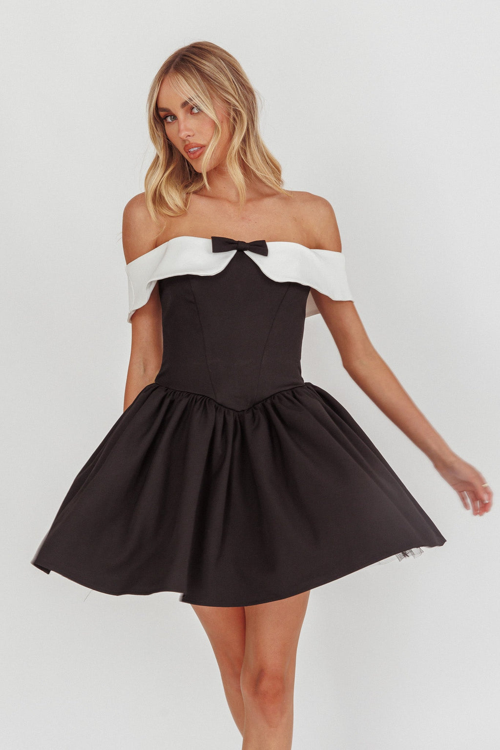Grace Kelly Contrast Off-Shoulder Mini Dress Black