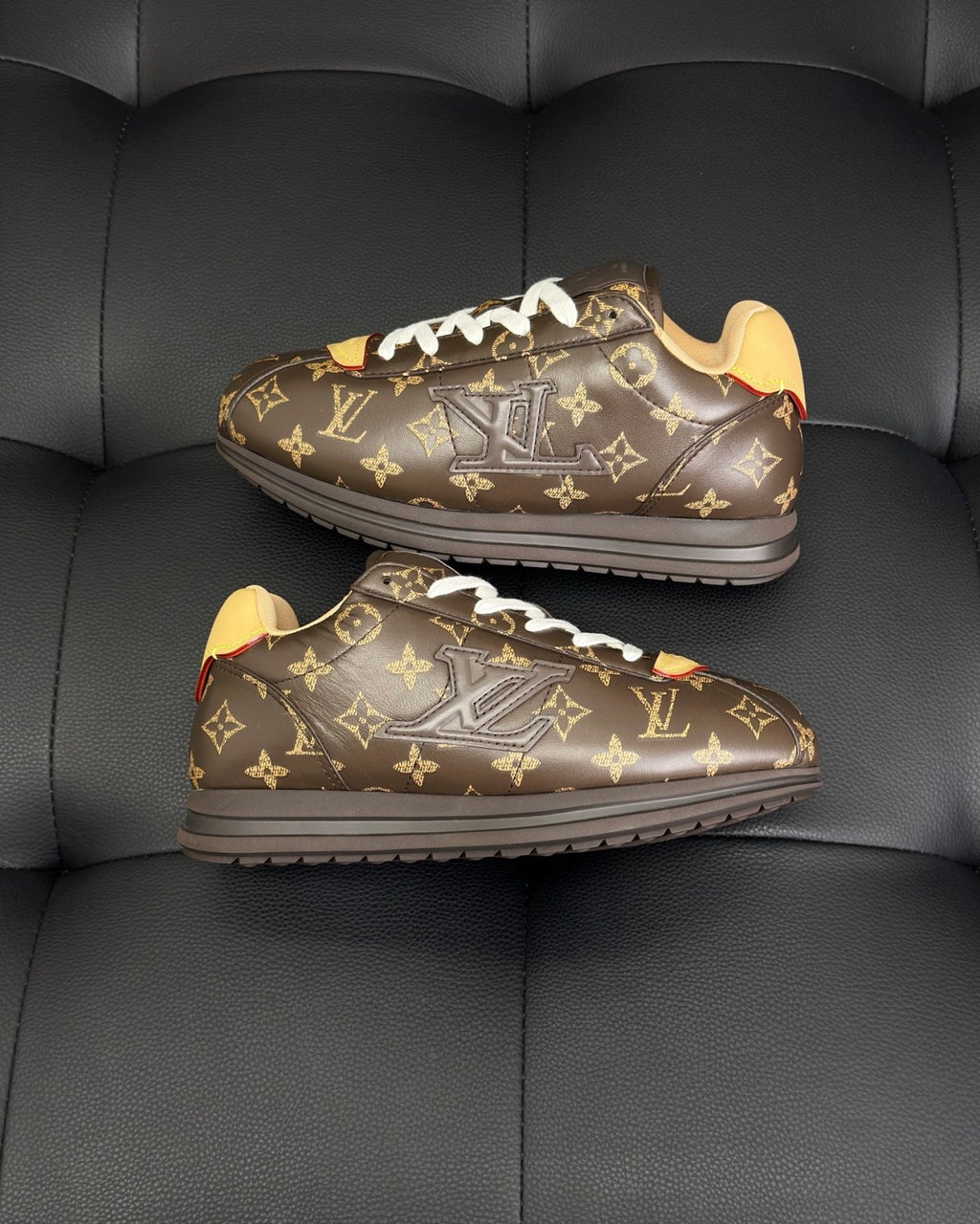 Louis Vuitton LV BUTTERSOFT Men's and Women's Spring/Summer Fashion Casual Round Toe Lace Up Logo Letter Decorated Leather Low Top Printed Sneakers Casual Shoes #78846  #335472