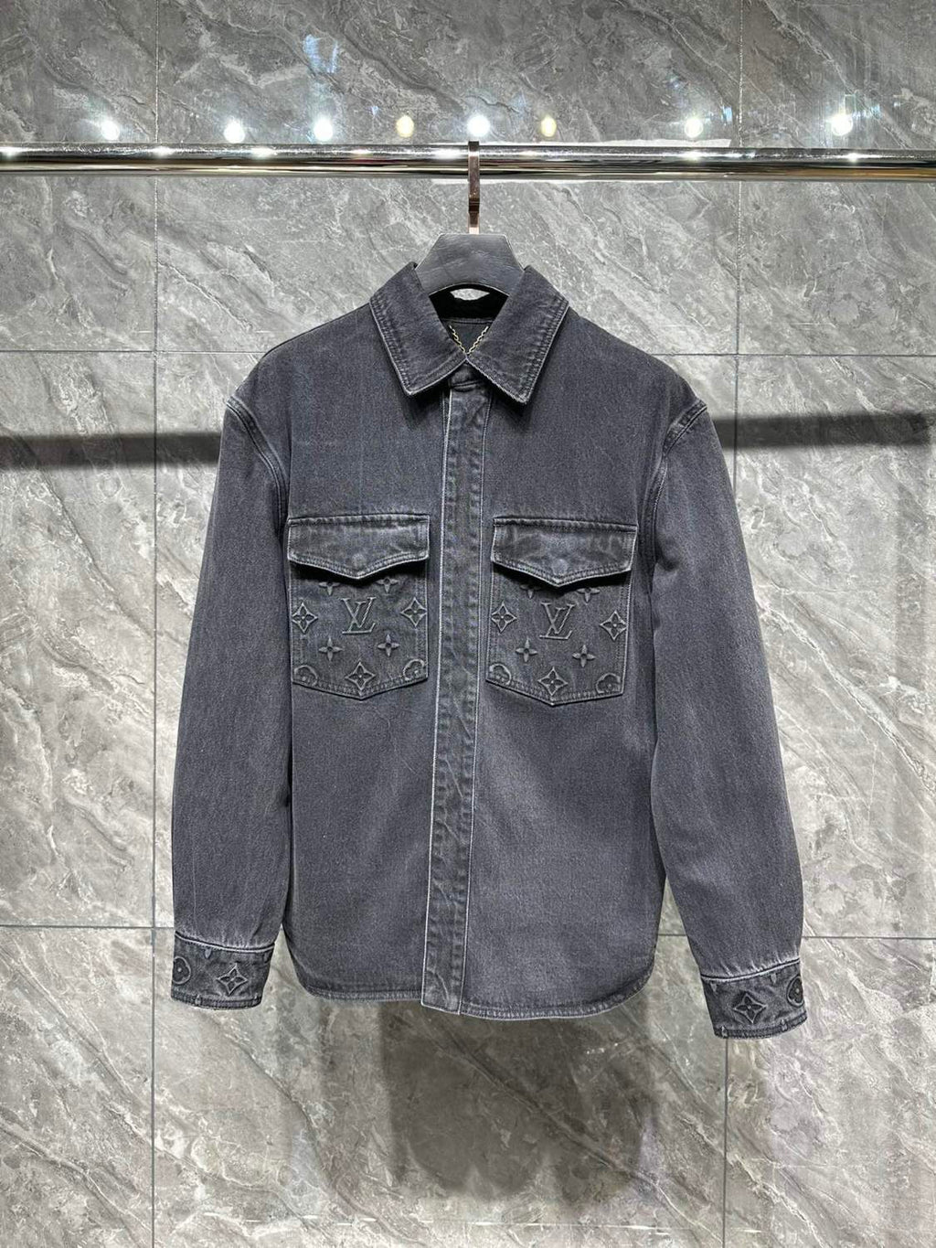 Louis Vuitton Men's Spring/autumn Fashion Casual Lapel Single Breasted Embossed Washed Denim Jacket #78387