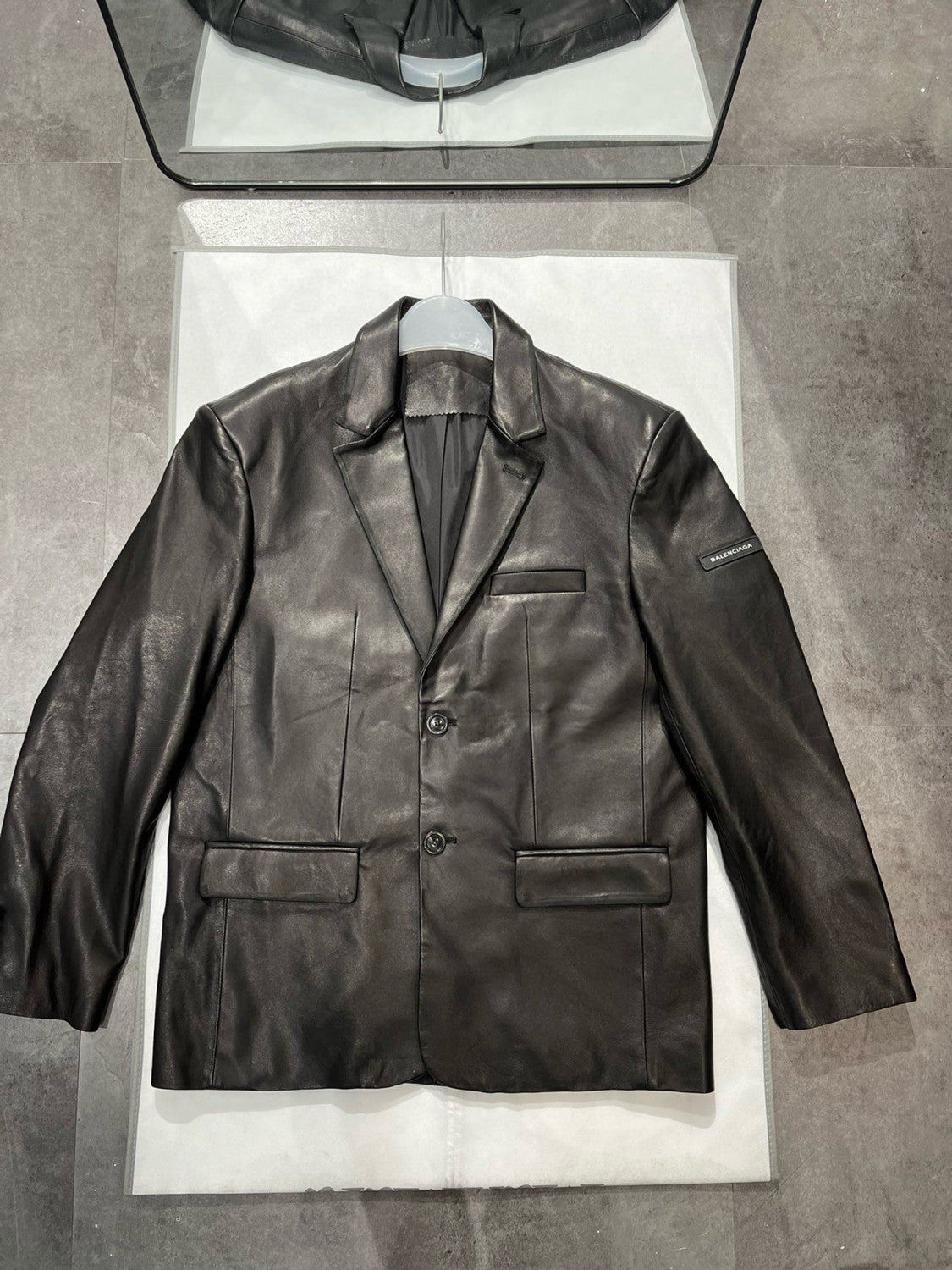 Balenciaga Men's Fall/Winter Black Logo Labeled Single Breasted Regular Fit Long Sleeve Leather Jacket #98955