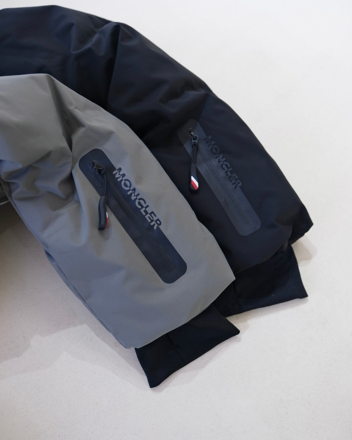 Moncler Arcesaz Hooded Short Down Jacket #333794