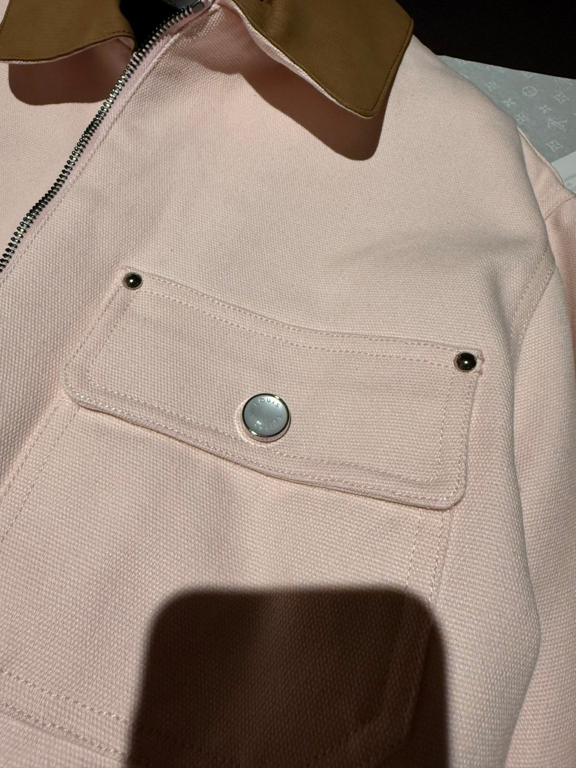 Louis Vuitton X Men's Autumn And Winter Pink Lapel Workwear Jacket Cotton Fashion Trend Zipper Casual Long Sleeve Jacket  #81632