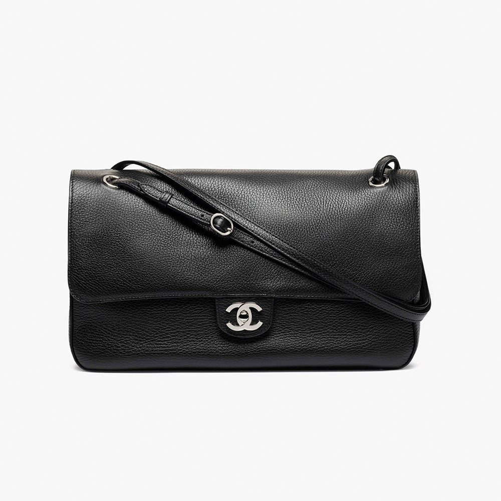 CHANEL Maxi Flapbag Grained Calfskin Silver Metal Black #378545