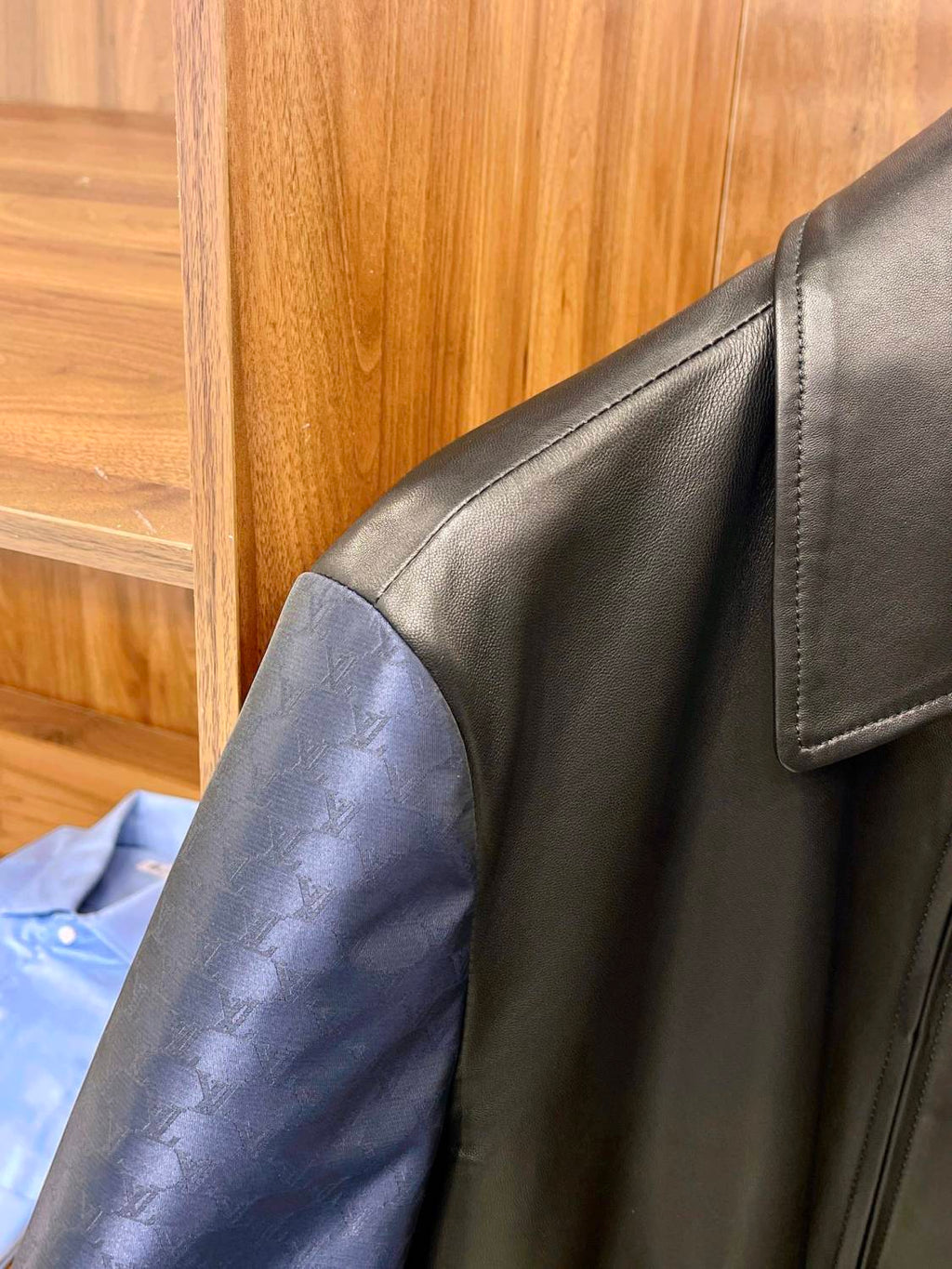 Louis Vuitton Men's Autumn and Winter Solid Color Leather Zipper Side Pocket Long Sleeve Jacket #73268