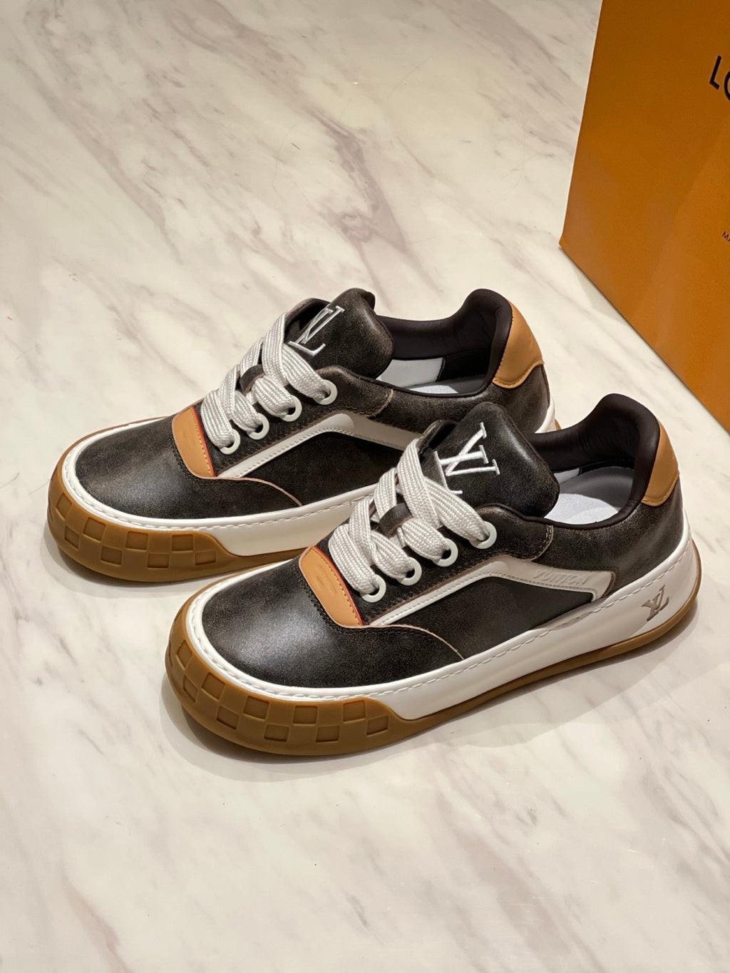 Louis Vuitton LV Tilted Sneaker Shoes 1AJ744 #335335