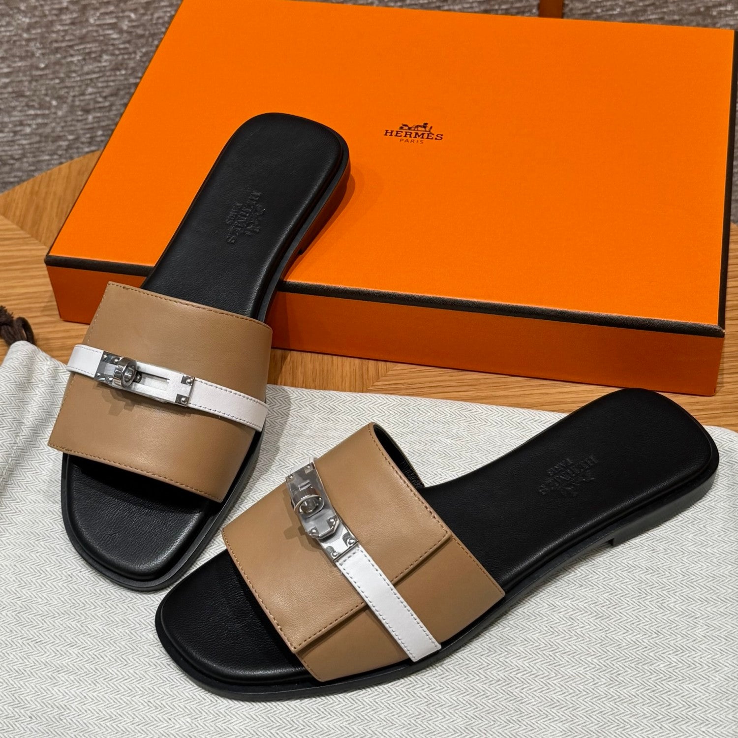 Hermes Giulia Women's Summer Metal Buckle Round Toe Leather Sandals Slippers Shoes #77657