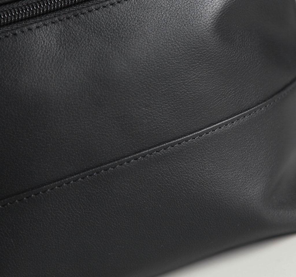 Balenciaga Men's Letter Print Black Calfskin Single Shoulder Crossbody Bag Bags #77712