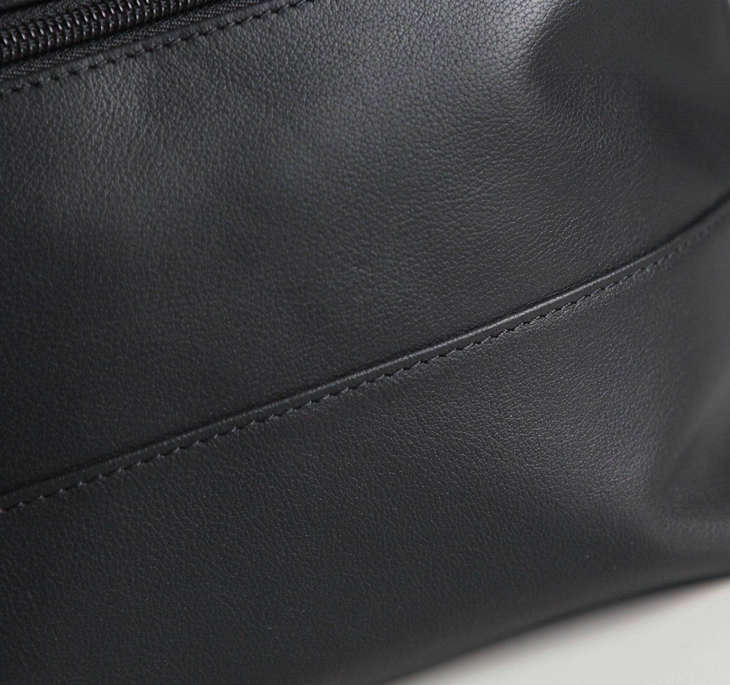 Balenciaga Men's Letter Print Black Calfskin Single Shoulder Crossbody Bag Bags #77712
