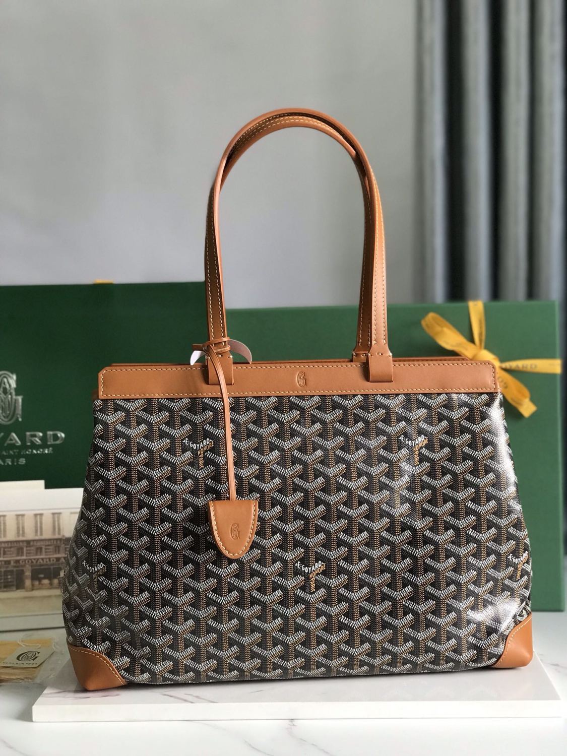 Goyard Bellechasse Biaude Small Tote Bag Commuter Series Everyday And Business Commuting Handbag/shoulder Bag Sandstone Y-shaped Graffiti Bag Bags #196803