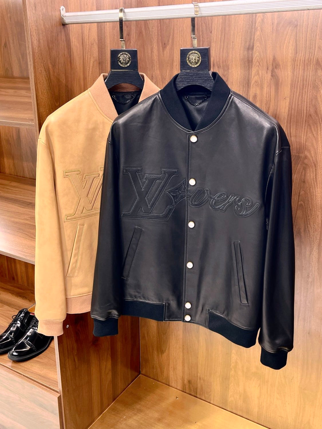 Louis Vuitton Men's Spring And Autumn Solid Color Logo Jacquard Single Breasted Casual Long Sleeved Jacket #73228