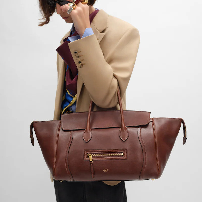 Celine Luggage Handbag Smile Zipper Large Tote Bag Shoulder Bag Crossbody Bag Stylish Elegant Casual Brown Black Tote Bag L100e3gw2.28bk #190751