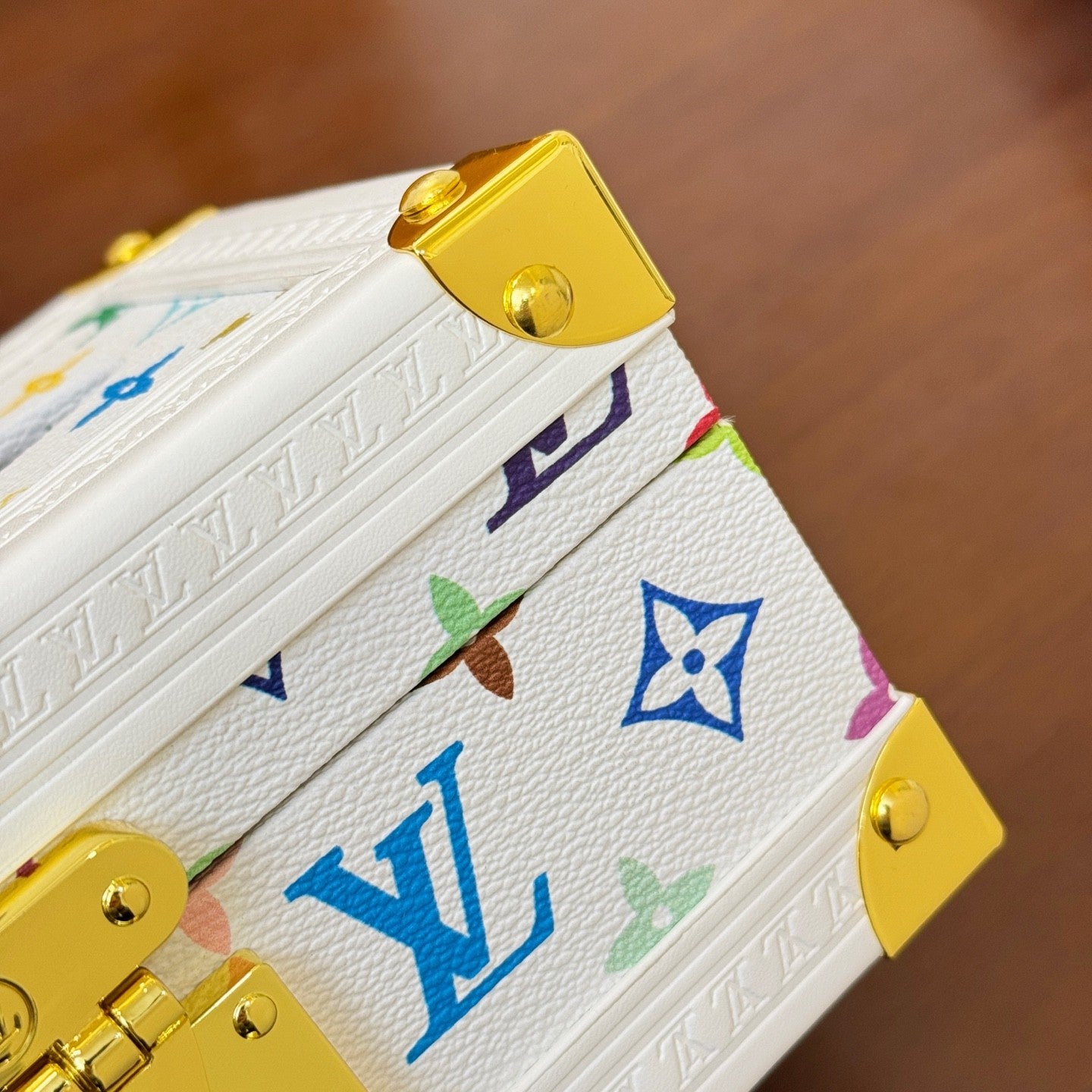 Louis Vuitton Monogrammed Printed Latch Closure Coated Canvas Organizer Tissue Box Hard Case Bag Bags #76449