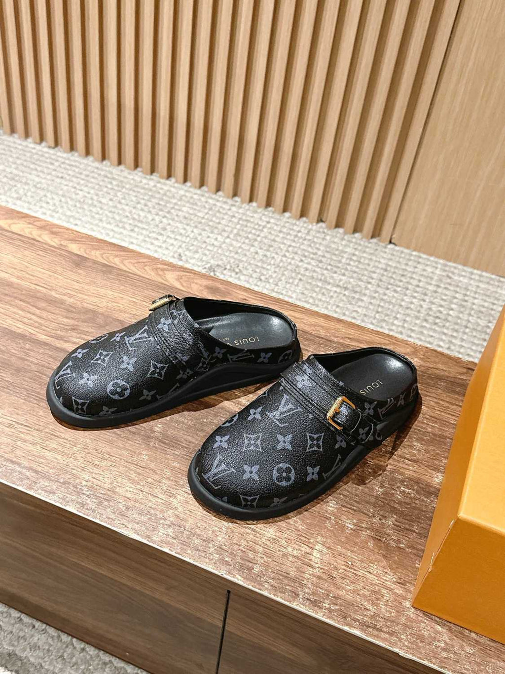 LOUIS VUITTON LV To-Go Flat Comfort Clog Shoes #379748