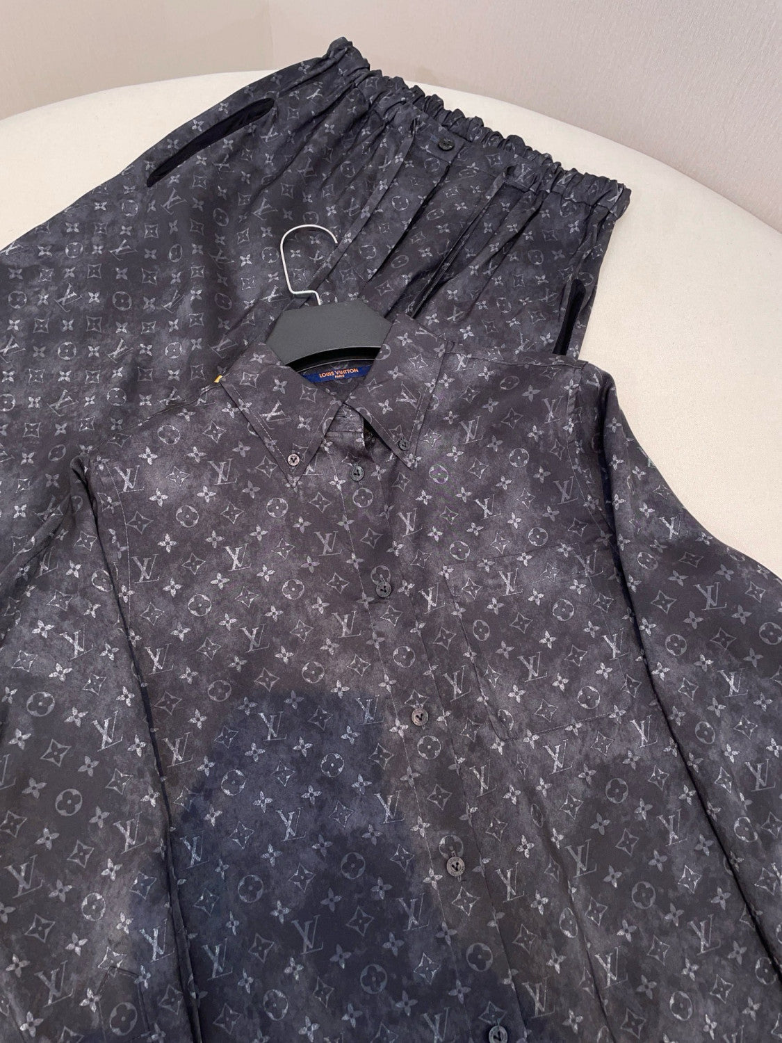 Louis Vuitton Women's Summer Letter Printed Single Breasted Long Sleeve Shirt Lace Up Casual Pants Set Suit #75558