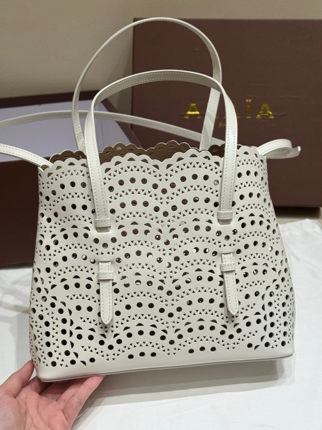 Alaia MINA 20 BAG IN VIENNE WAVE CALFSKIN Women's Solid Color Openwork Design Button Closure Wave Calfskin Shoulder Bag Handbag Bags #77381