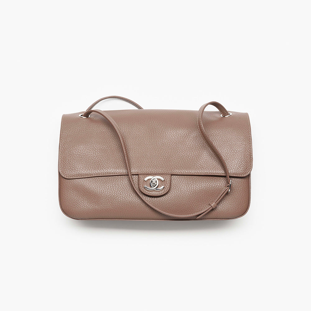 Chanel Maxi Flapbag Grained Calfskin Silver Metal #378922