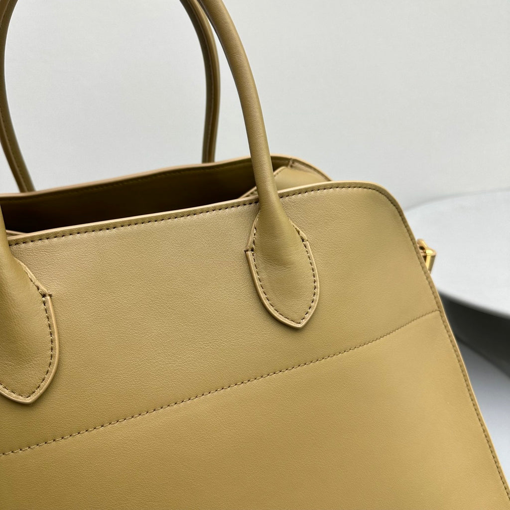 THE ROW Margaux 15 Women's Solid Color Calfskin Leather Simple Shopping Bag Handbag Bags #75285