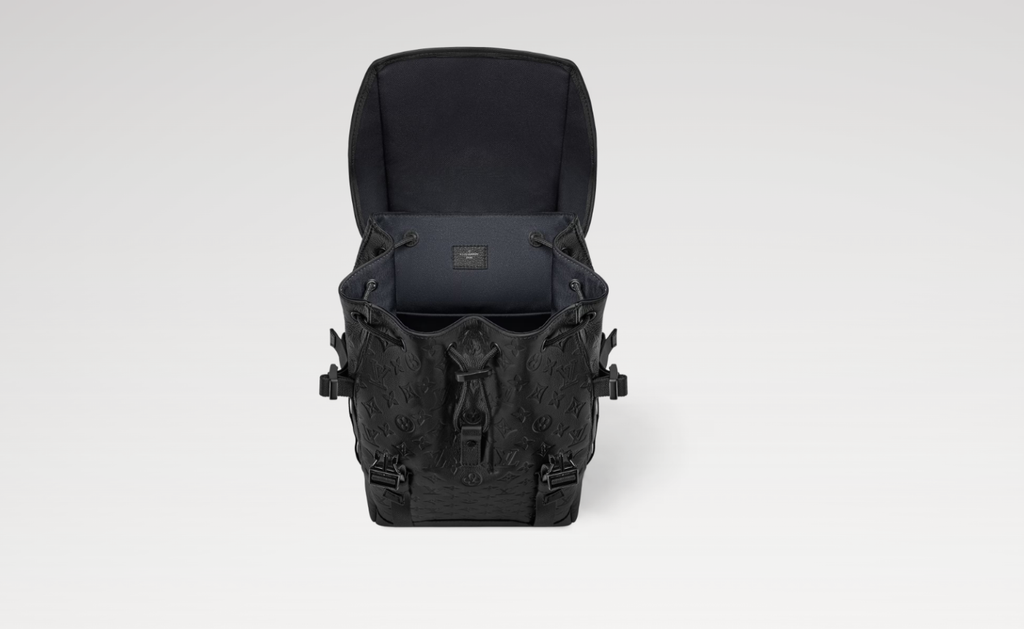 Louis Vuitton Men's Getaway Backpack With Full-Print Logo. Zipper Closure. Monogram Shadow Calfskin Leather. Black Casual Bag Bags M24776 #81537
