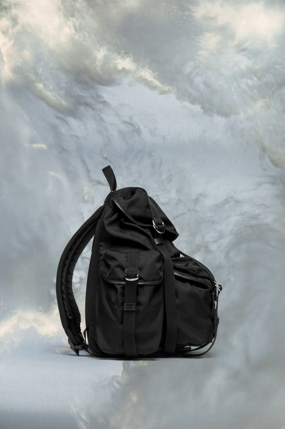 Maison Margiela Men's Nylon Solid Color Adjustable Strap Drawstring Flap High Tech XL Backpack Casual Shoulder Bag Bags SB2WA0013P6763T8013 Ngvp #9919
