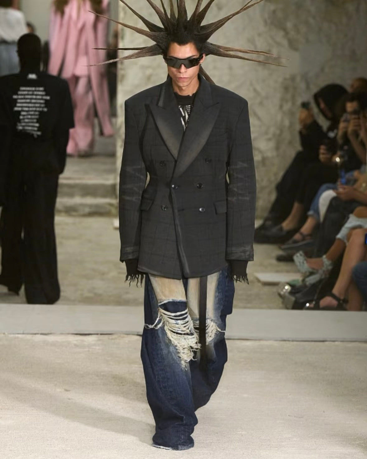 Vetements Men's Spring And Summer High-waisted Wide-leg Destruction Jeans Trend Retro Wide-leg Straight Pants Ngvp #1714