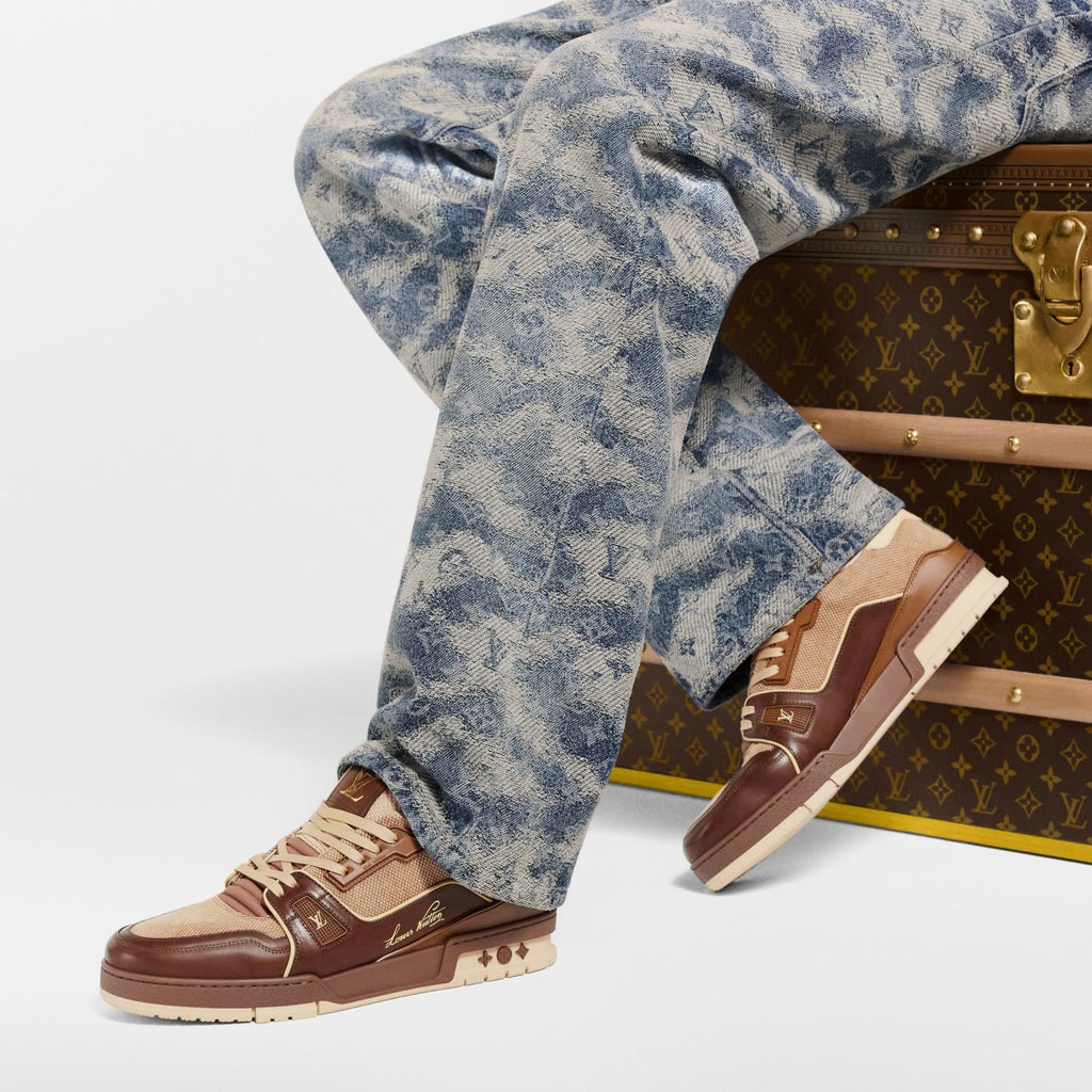 LOUIS VUITTON LV Trainer Sneaker Shoes #378550