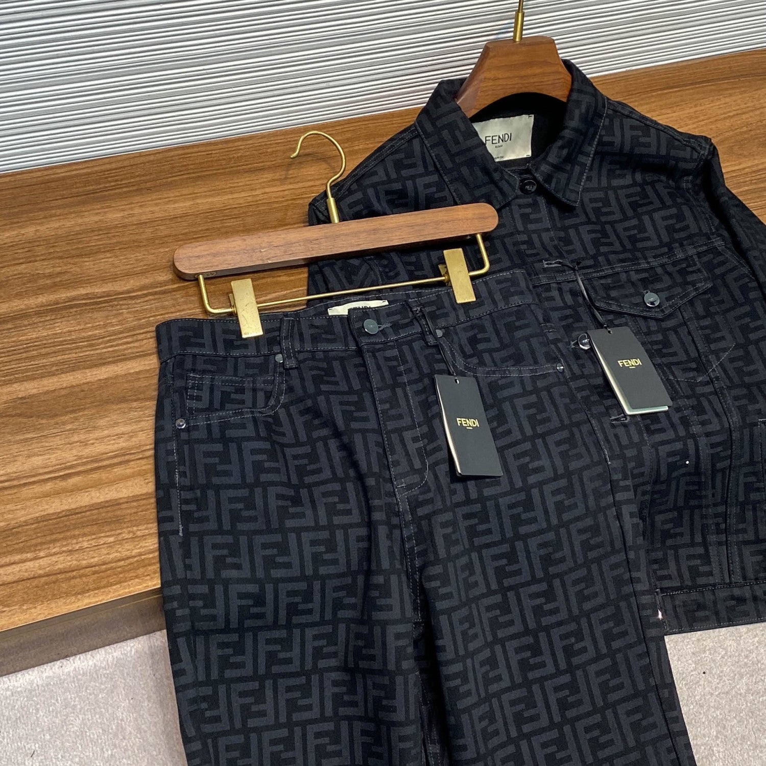 Fendi FF Motif Denim Jacket Long Jeans Jeans Black #333143