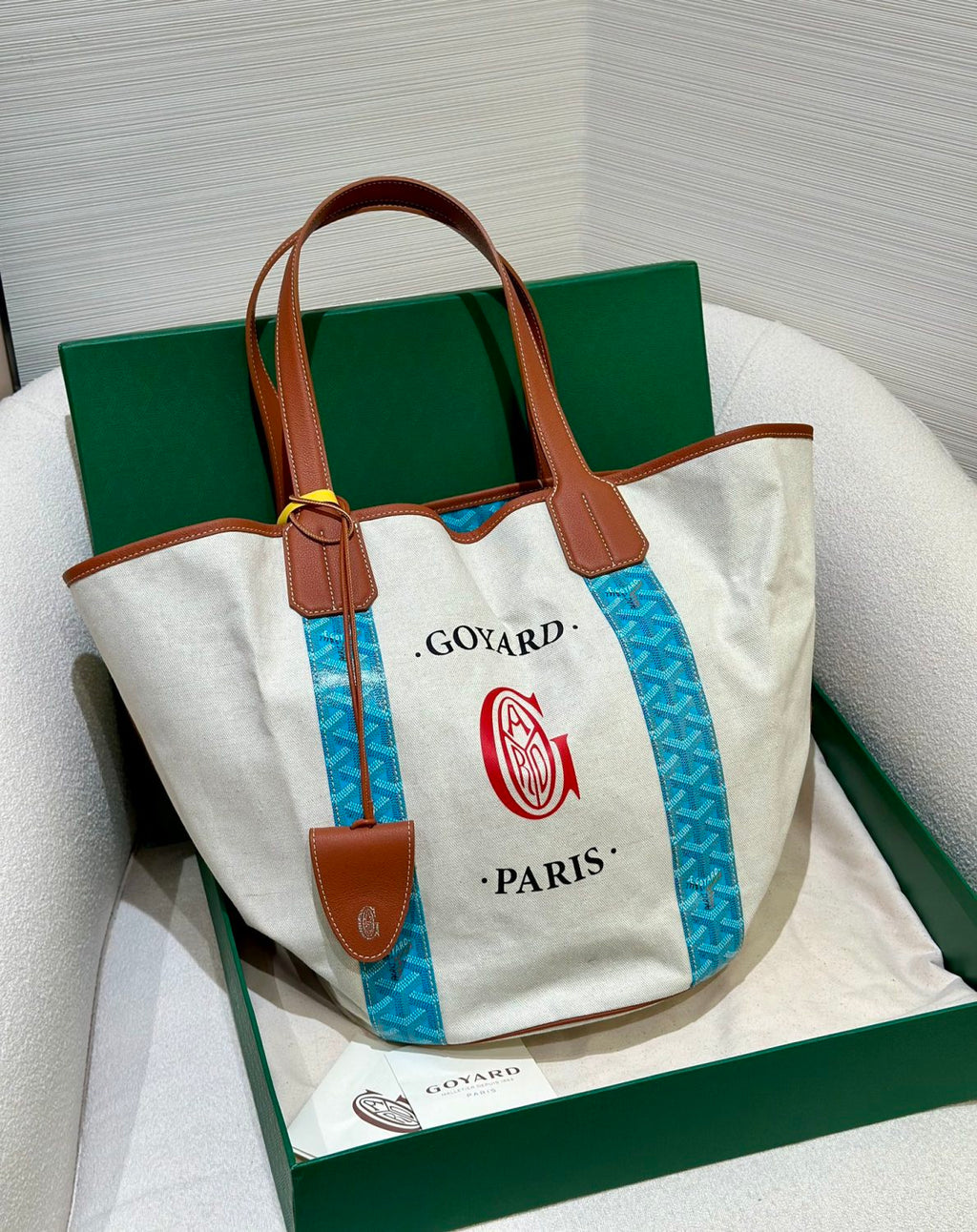 Goyard 2026 Limited Edition Belharra Mm Bag In Turquoise Limited-edition Two-tone Canvas Beach Bag Stylish Casual Shopping Bags #197457