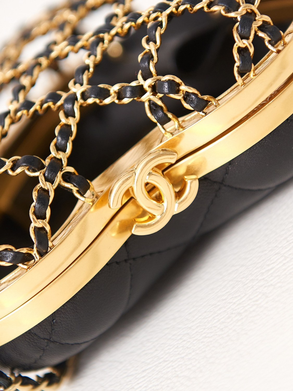 Chanel Women's Hollow-Design Chain Heart Clutch Bag Casual Leather Solid-Color Evening Bag Single-Shoulder Crossbody Bag Bags AS4027-B10729-94305 #81563