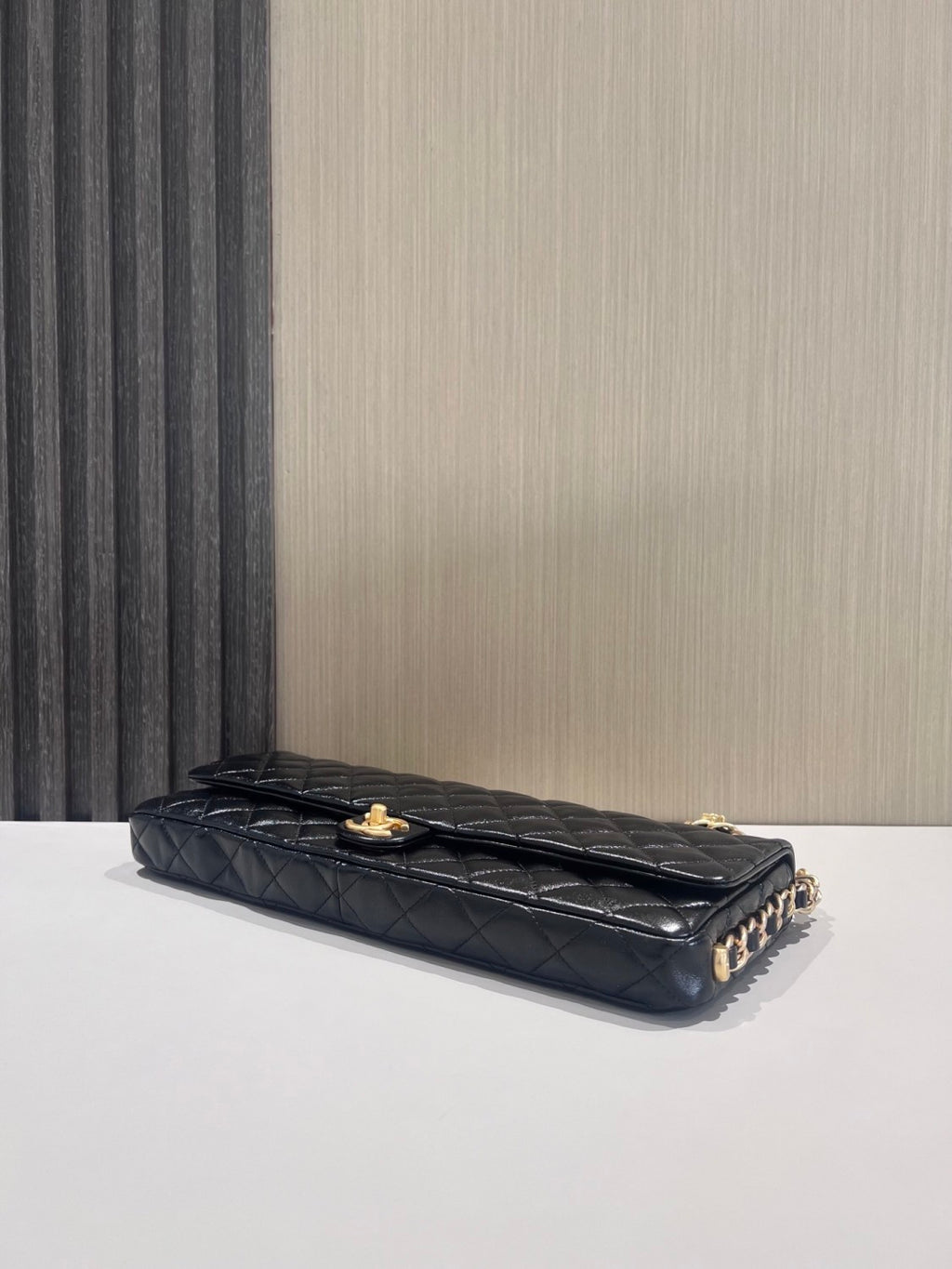 Chanel 24A Chain Shoulder Strap Flap Diamond Shiny Sheepskin Shoulder Crossbody Bag  #333559