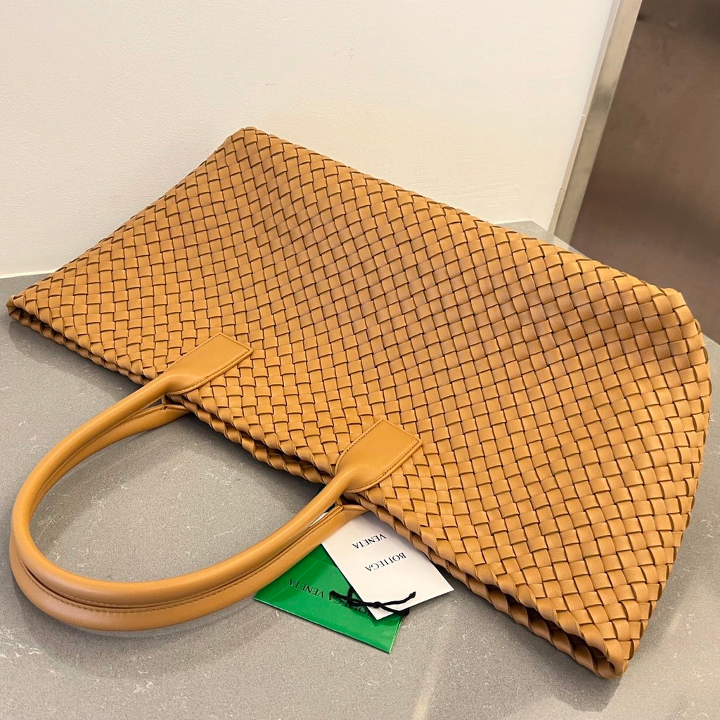 Bottega Veneta Women's Solid Color Sheepskin Woven Shopping Bag Shoulder Handbag Bag Bags #75333