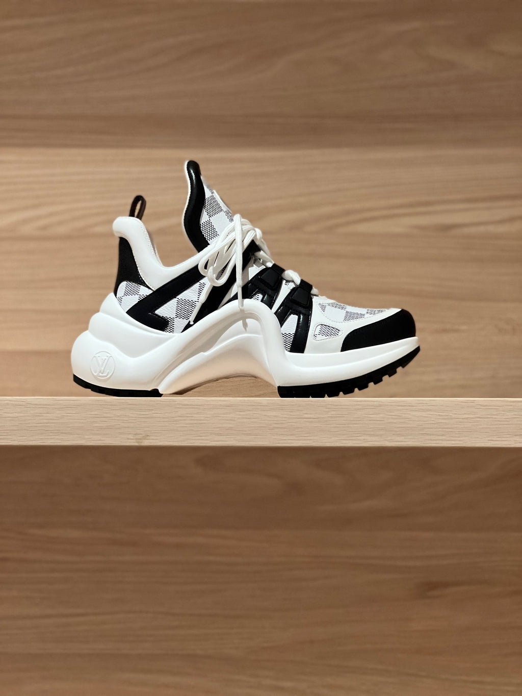 Louis Vuitton Lv Archlight Sneaker Shoes #377401