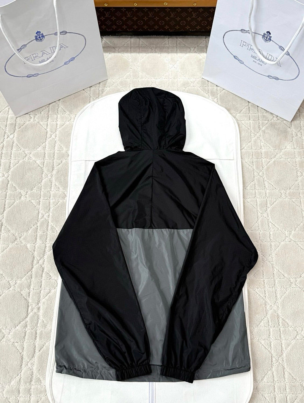 Prada Men's Spring/summer Fashion Casual Color Block Logo Badge Zipper Hooded Elastic Waist Loose Jacket Striped Patchwork Loose Cuffs Casual Pants Nylon Fabric Suit Set #78355