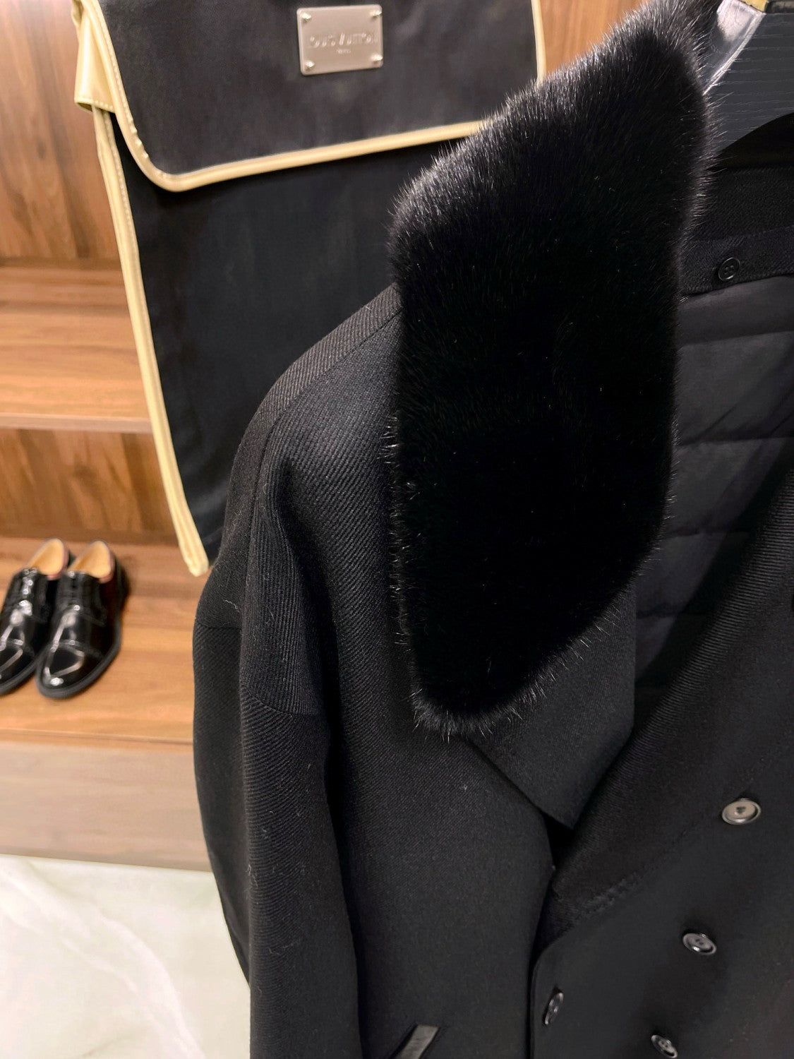 Louis Vuitton Men's Fall And Winter Mink Fur Collar Casual Down Jacket With Multiple Pockets Long Coat Ngvp #9873