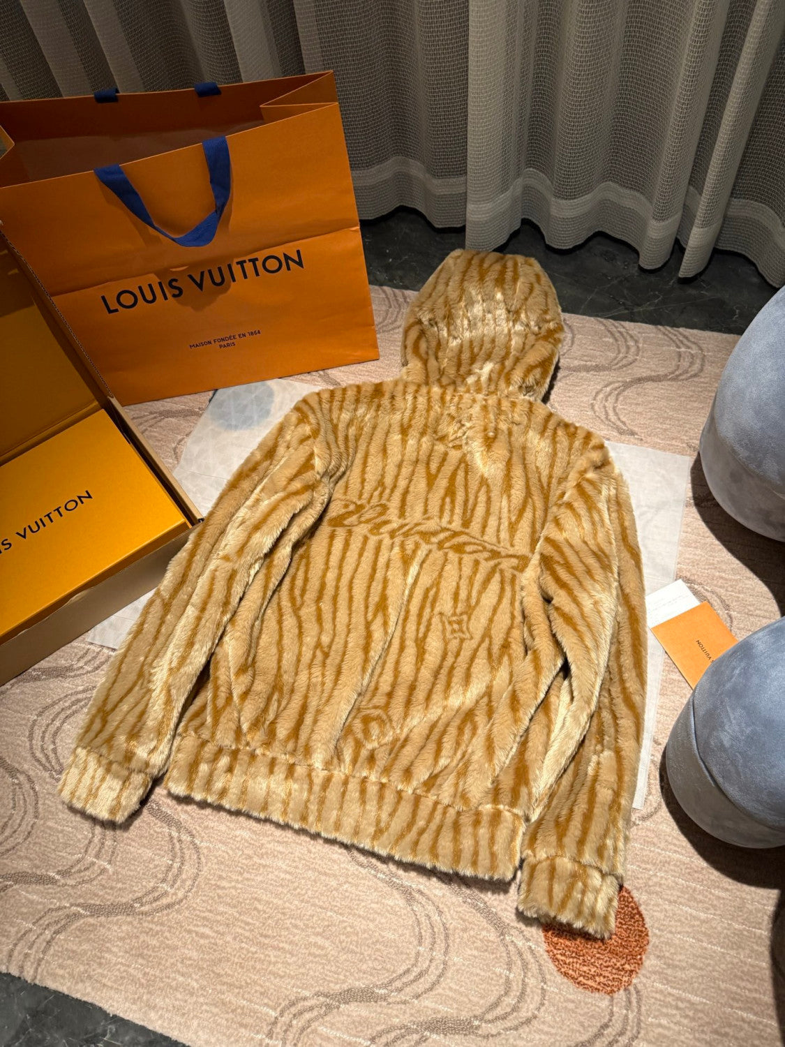 Louis Vuitton Epi Fleece Hooded Blouson #334486