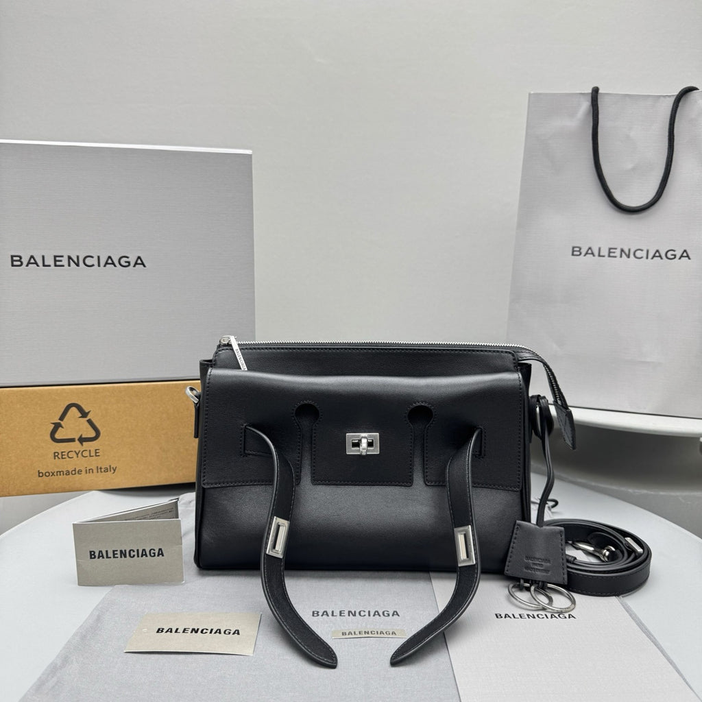 Balenciaga Bel Air Men's Solid Color Distressed Silver Metal Accessory Cowhide Messenger Bag Shoulder Bags #77339