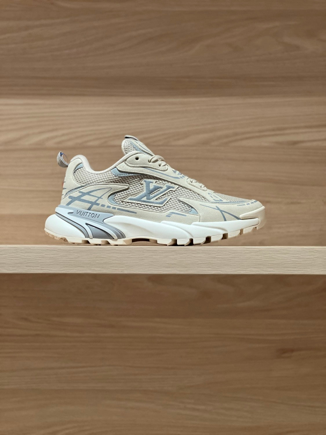 LOUIS VUITTON LV Tatic Runner Sneaker #386159