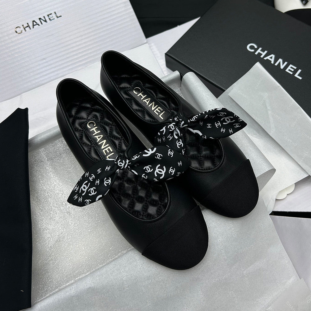 Chanel Mary Janes Lambskin Silk Grosgrain White Black #334248
