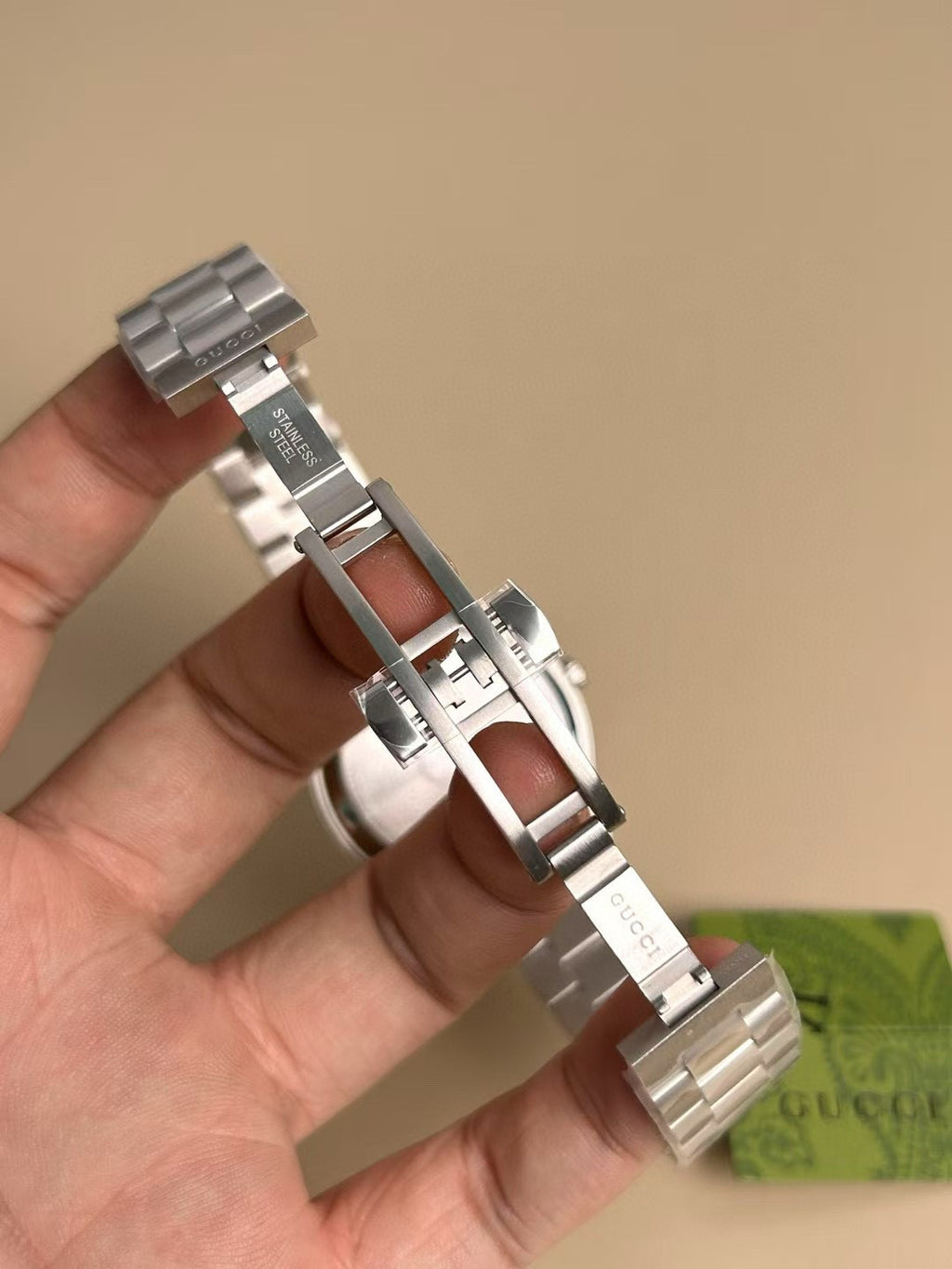 Gucci G-Timeless Men's And Women's Solid Color Stainless Steel Bracelet Quartz Movement Dial Watch #77428
