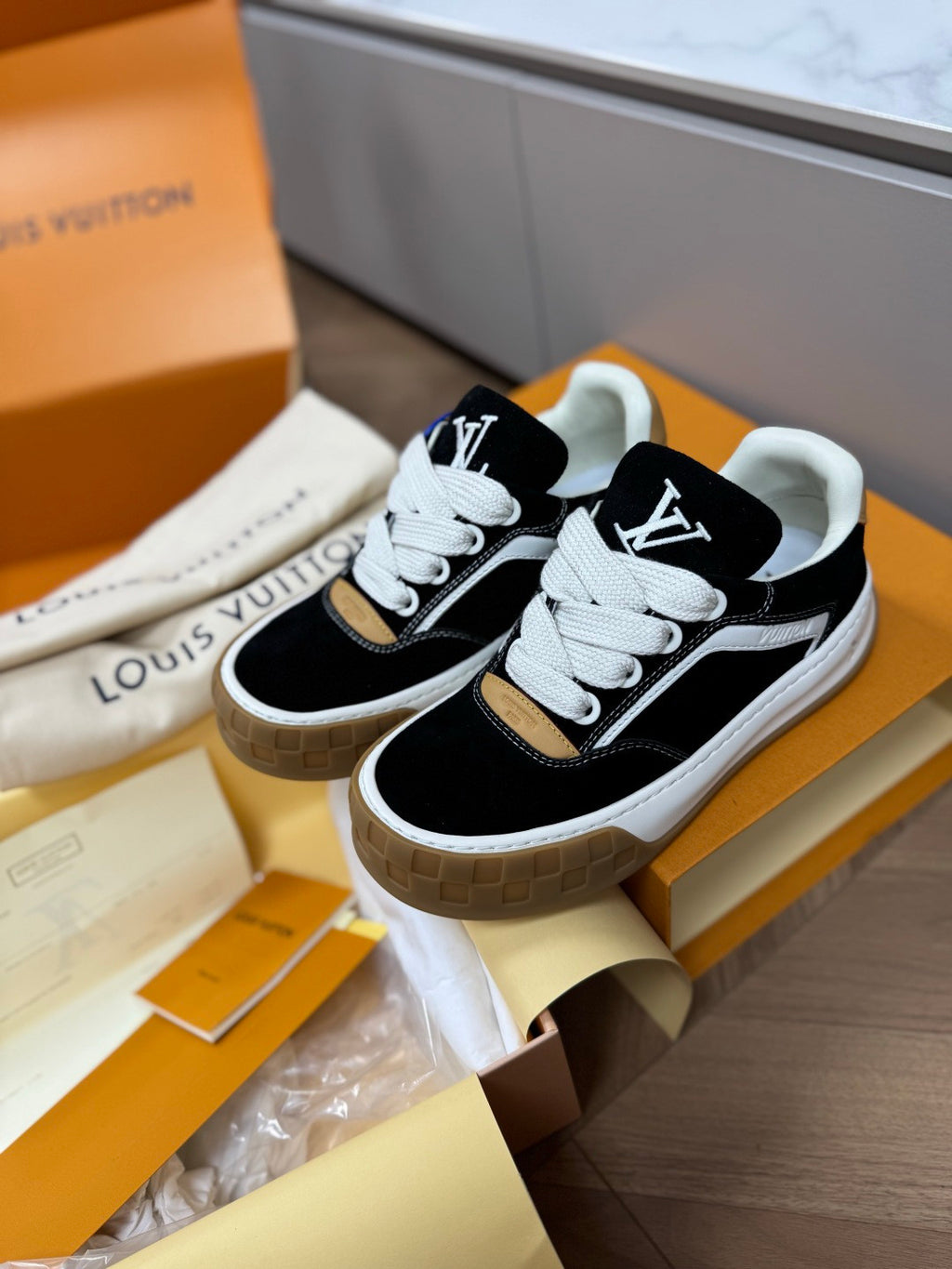 LOUIS VUITTON LV Tilted Sneaker Shoes #388719