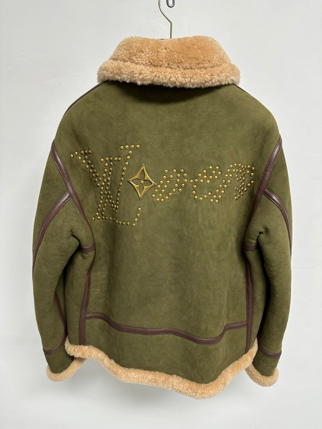 Louis Vuitton Men's Autumn and Winter Green Sheep Leather Patchwork Fur Collar Zipper Casual Long Sleeve Jacket #73367