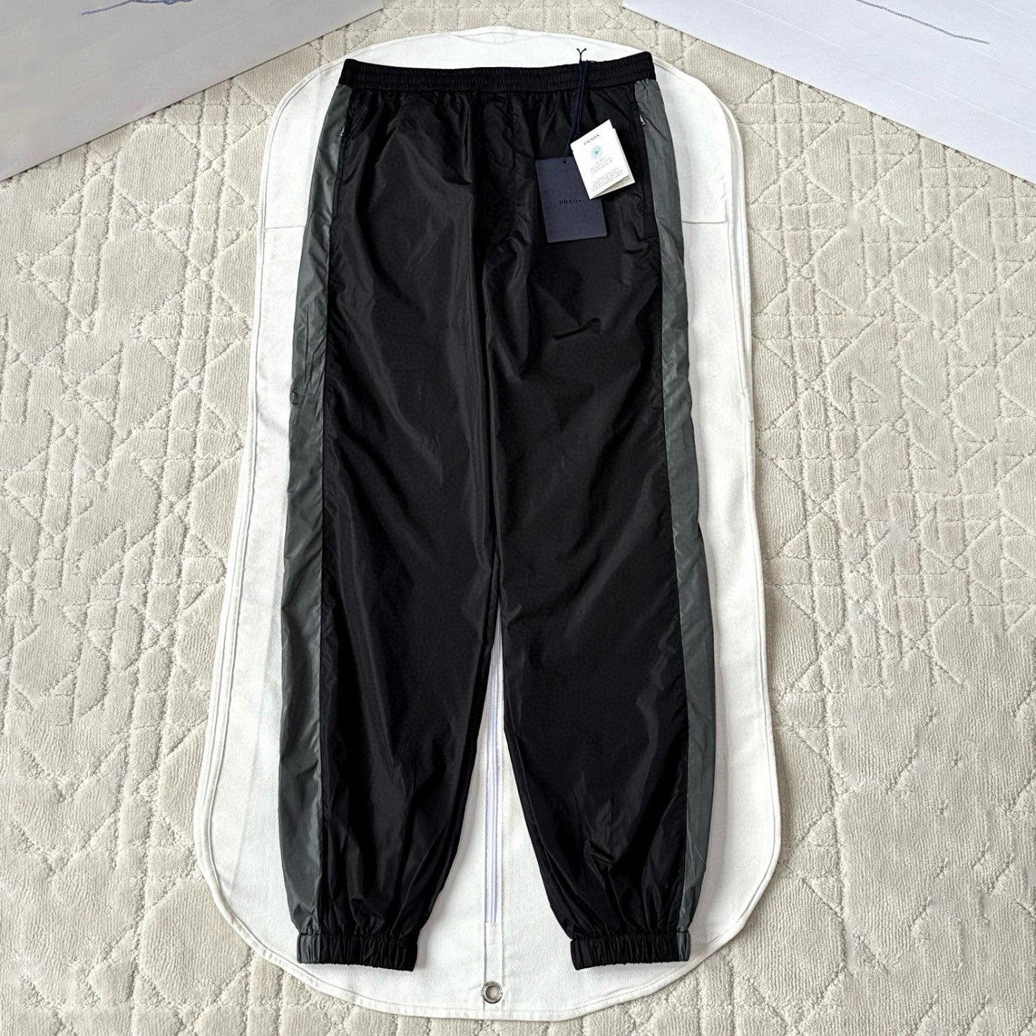 Prada Men's Spring/summer Fashion Casual Color Block Logo Badge Zipper Hooded Elastic Waist Loose Jacket Striped Patchwork Loose Cuffs Casual Pants Nylon Fabric Suit Set #78355