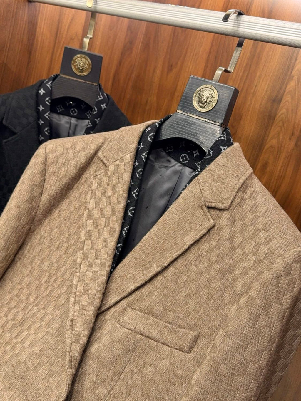 Louis Vuitton Men's Spring/Fall Fashion Classic V Neck Knit Plaid Fabric Single Breasted Suit Jacket #78575