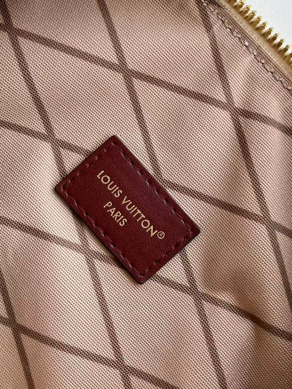 Louis Vuitton Women's Clutch Bag Speedy 30 Monochrome Color-printed 2026 Spring New Arrival Lady Bags Monogram Fashionable And Elegant Clutch Bag M28149  #82628A
